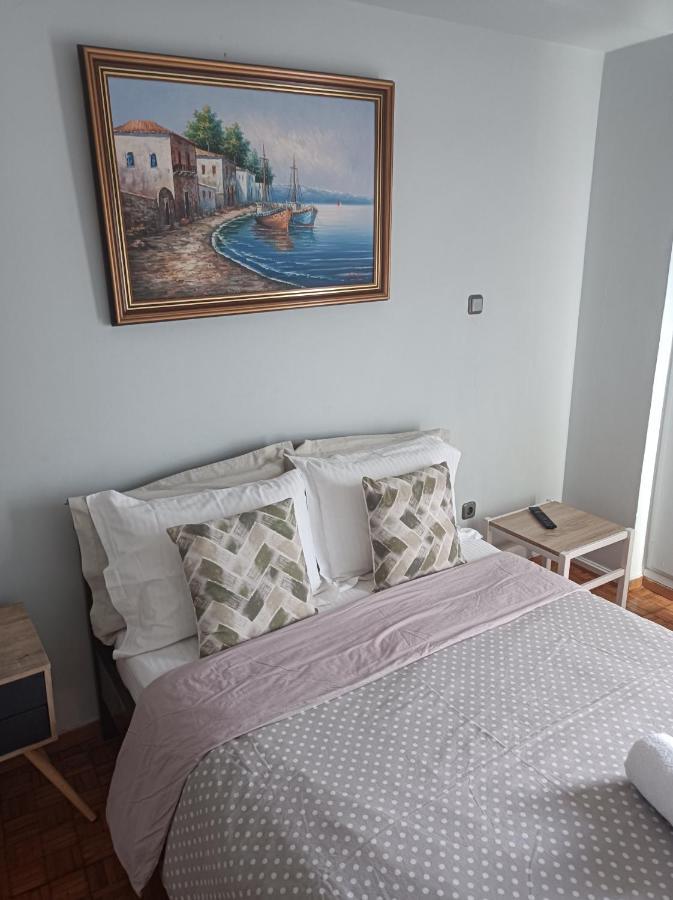 Historic Center Apartment At Thisseio Афины Экстерьер фото